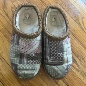 Rare UGG Tasman Taz Sash Slippers 1144094 Men’s Size 9  / Women’s 11